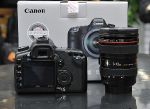 Canon EOS 5D Mark II + Canon 24-105mm объектив.