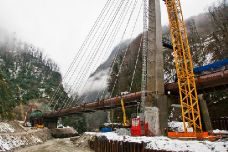 Завершено бетонирование припортальной части вантового моста 